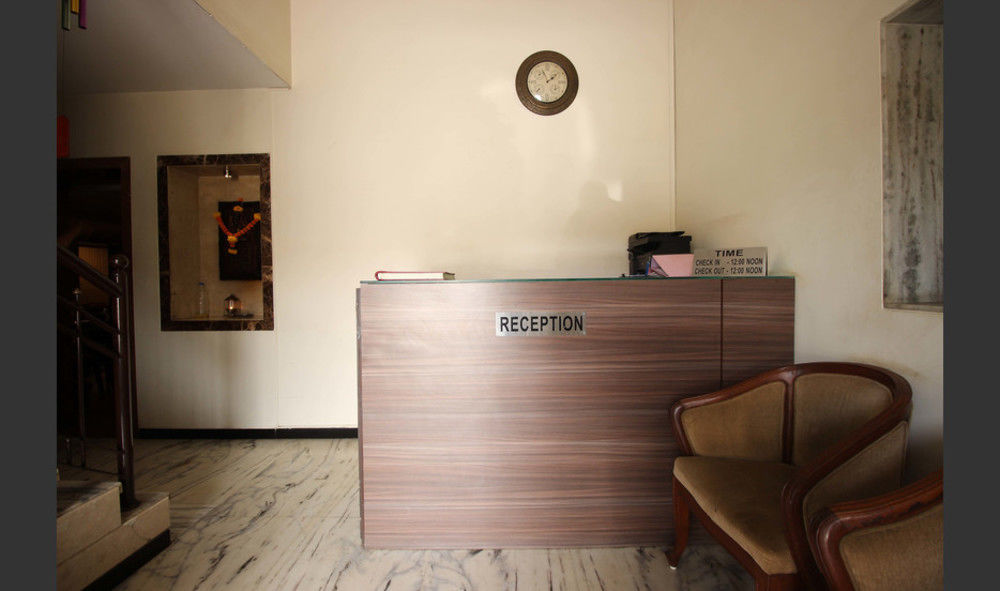 Hotel Q Deck مومباي المظهر الخارجي الصورة