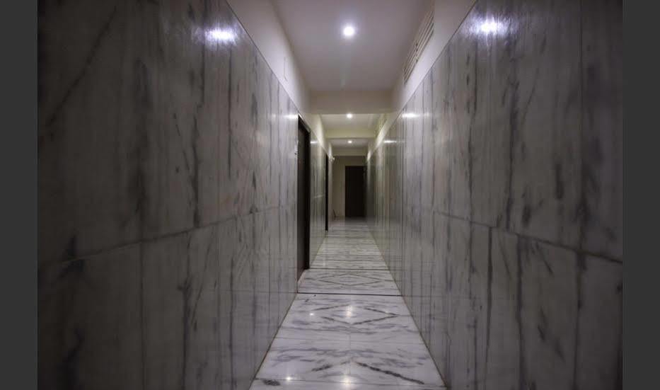 Hotel Q Deck مومباي المظهر الخارجي الصورة